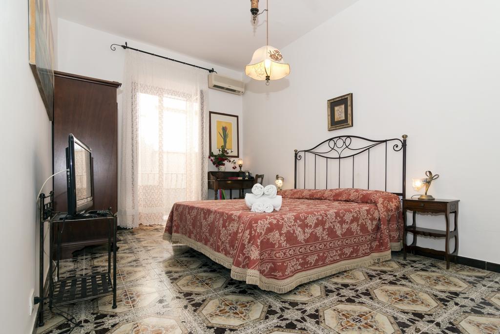 Bed & Breakfast Scicli Val Di Noto الغرفة الصورة